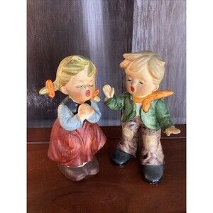 Napcoware Boy and girl kissing Figurine No. C-8502
